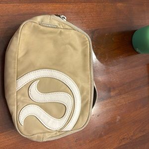 Lulu belt bag